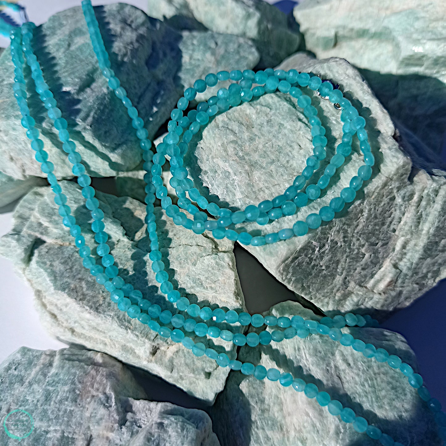 Collana e bracciale in Amazzonite. Sfera piatta. Colore azzurro.